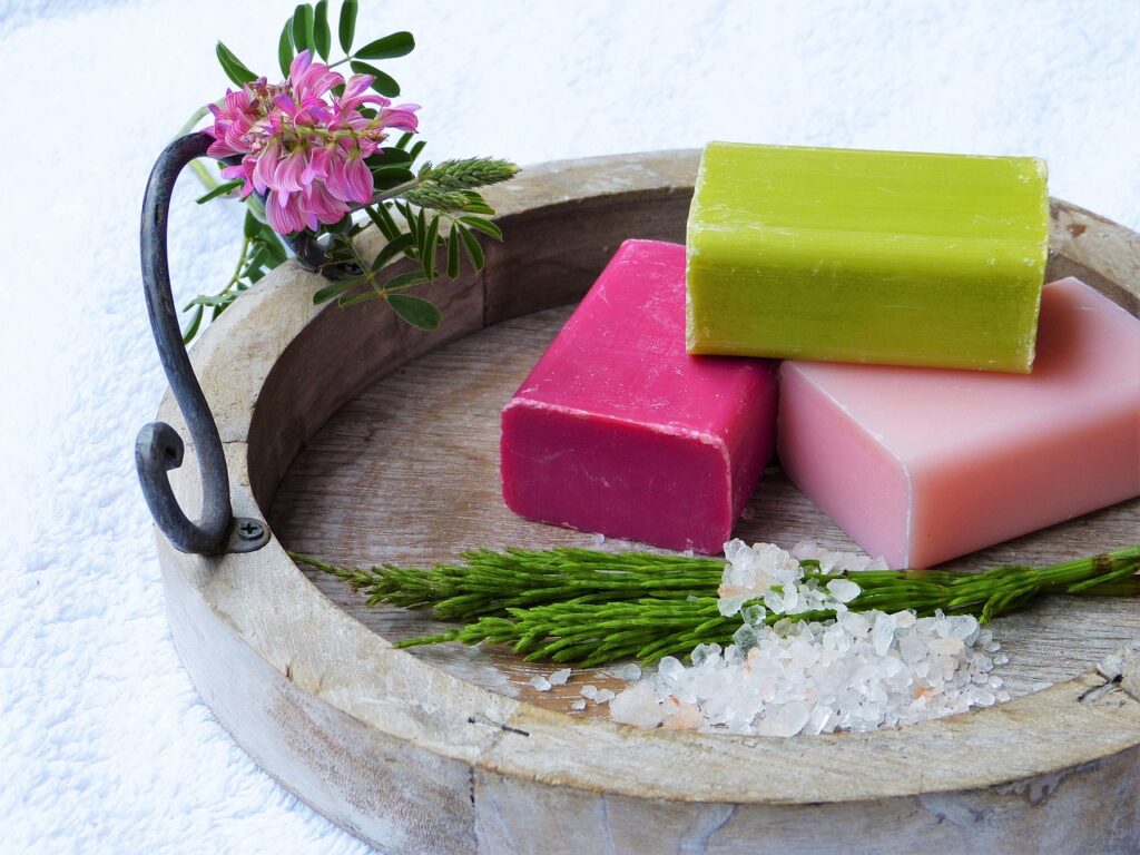 soap, horsetail, salt-2333412.jpg